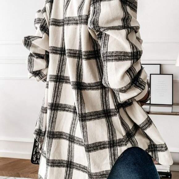 Loose Fit Plaid Big Buttoned Shacket - Picture 2 of 3